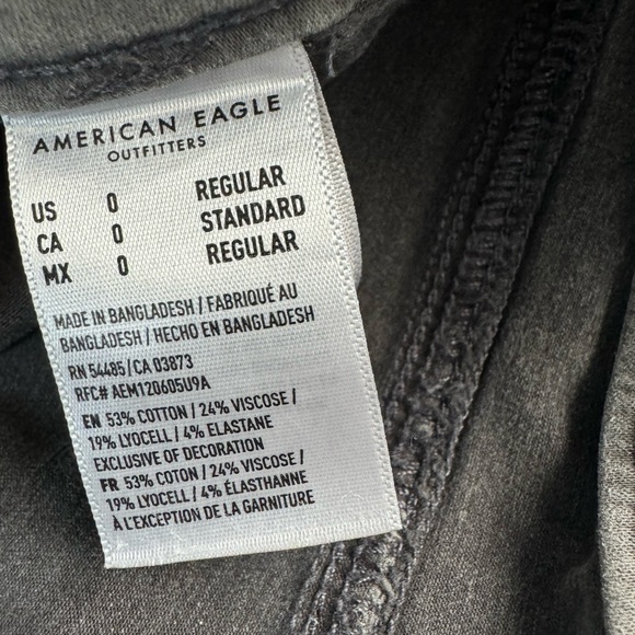 American Eagle Jeggings with Belt - Picture 4 of 5